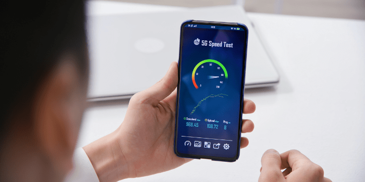 Assess Internet Speed. Speed test performance on the phone